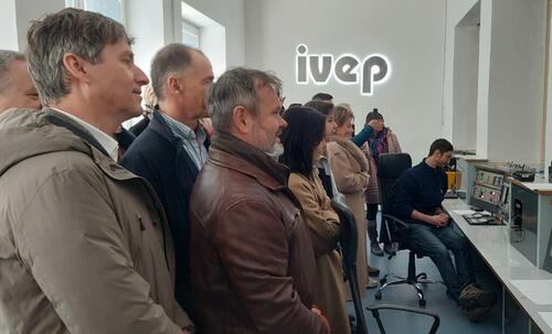 IVEP hostil podnikatelskou akci „Na skok“ a inspiroval návštěvníky svou výrobou i firemní kulturou