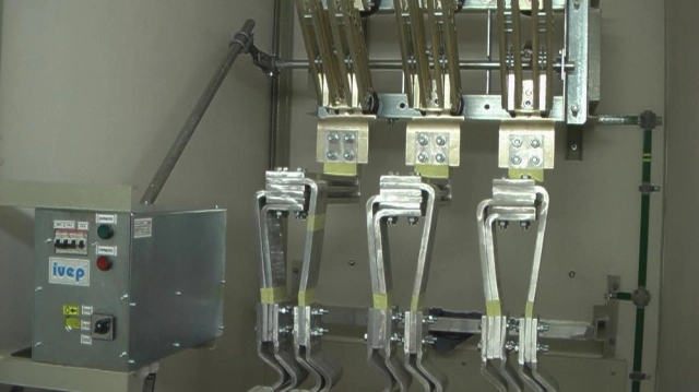 Venkovní a vnitřní, ruční a elektromotorové pohony