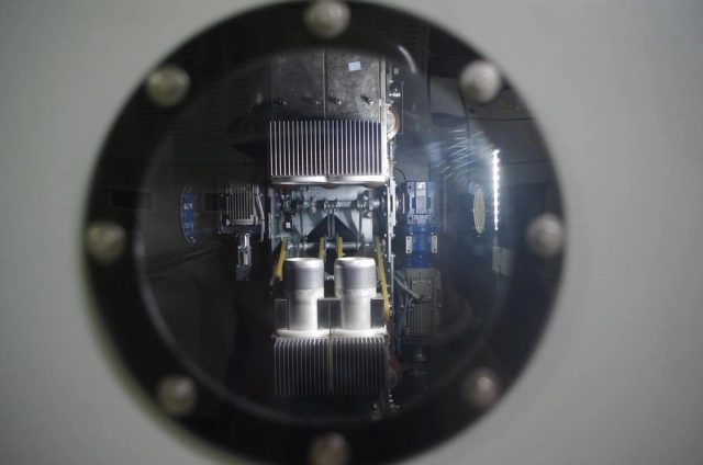 Indoor disconnectors, loadbreak and earthing switches