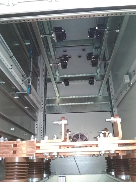 Air insulated LV, MV switchgears, Generator switchgears, Transient cabinets