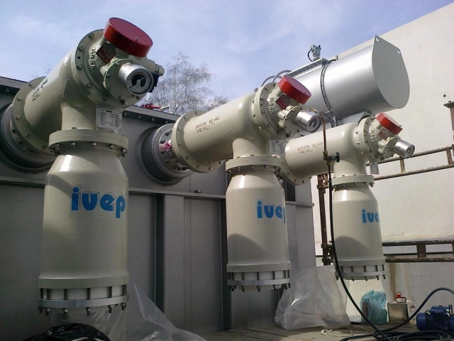 SF6 insulated technology, cable bushing for power transformers