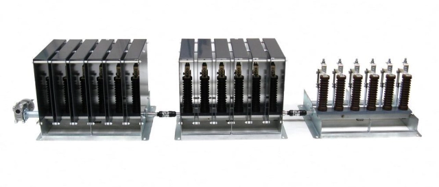 Indoor disconnectors, loadbreak and earthing switches
