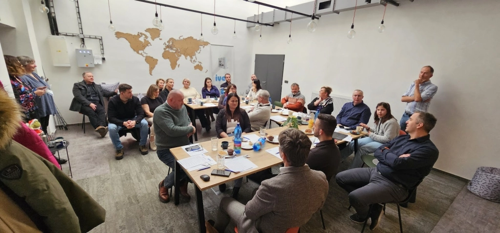 Aktuality - IVEP hostil podnikatelskou akci „Na skok“ a inspiroval návštěvníky svou výrobou i firemní kulturou - kopie